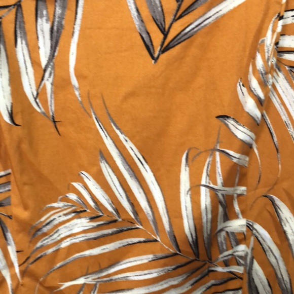 Mustard color summer dress in size 2 - Picture 3 of 4